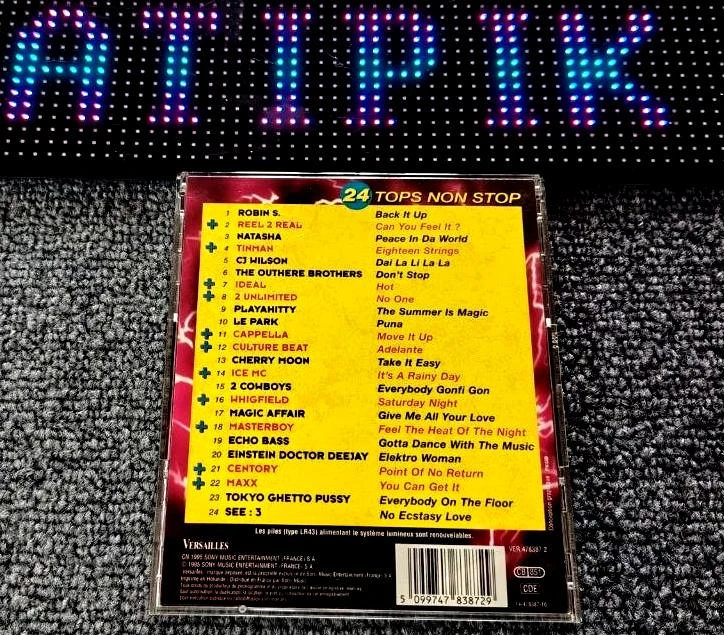 ⚡ CD Vintage Plus De Dance Vol.2 Caja Luminosa Rara 1995 🔥 – photo 2